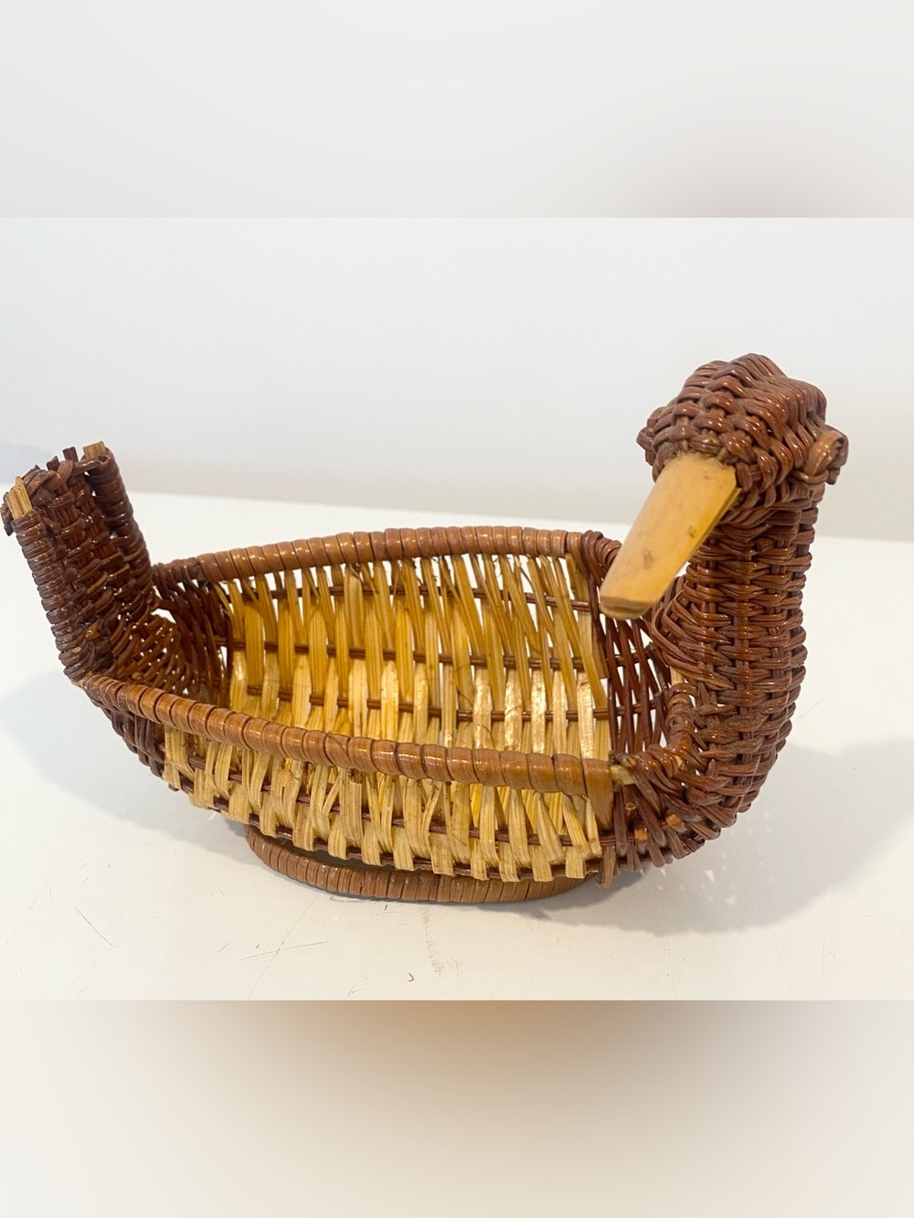 Vintage Woven Wicker Duck Goose Basket Folk Art Country Cottage Decor 8”
